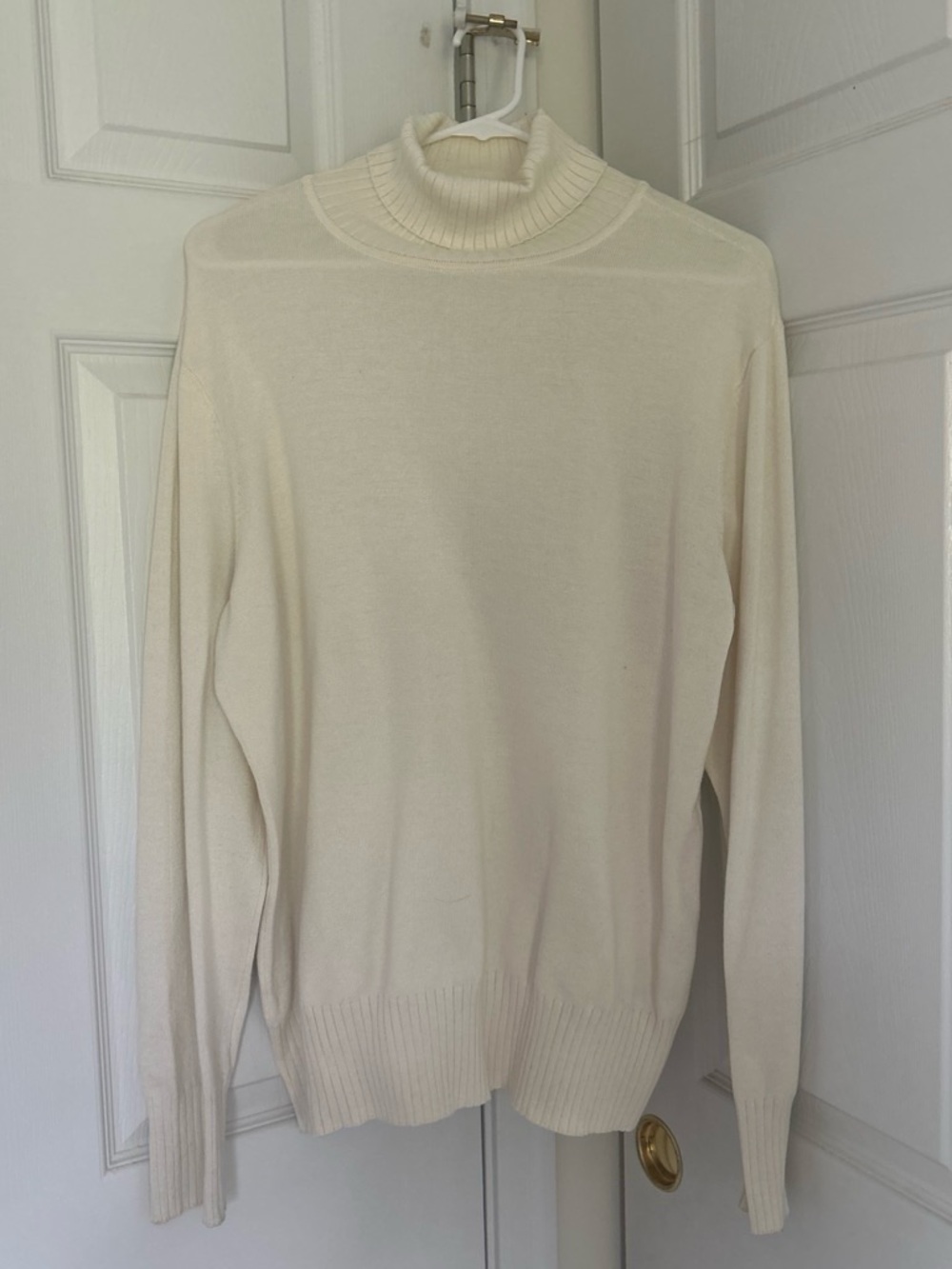Cream / white turtleneck time and tru sweater